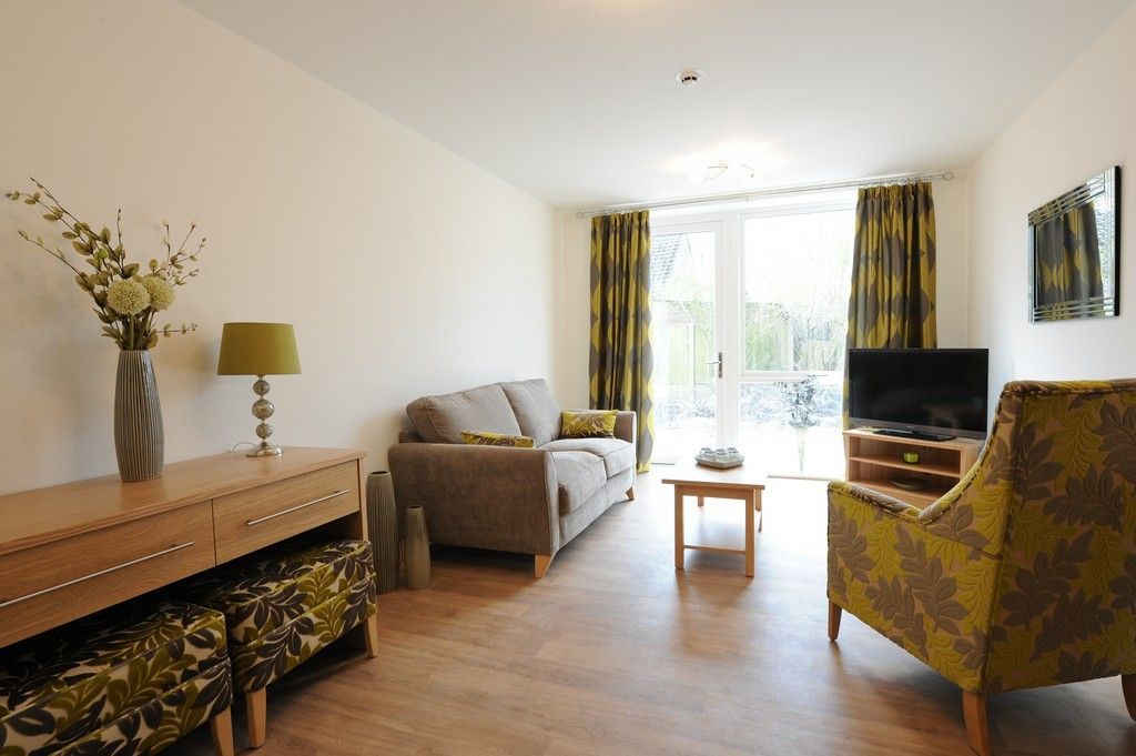 1 bed flat for sale in Finney Lane, Heald Green, Cheadle SK8, £179,250