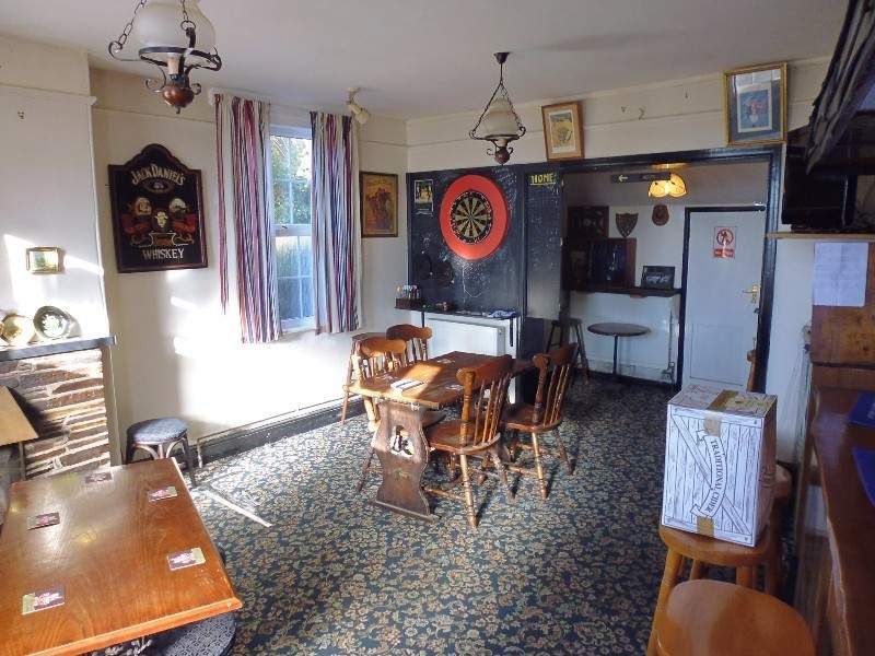 Pub/bar for sale in Tavistock, Devon PL19, £299,000