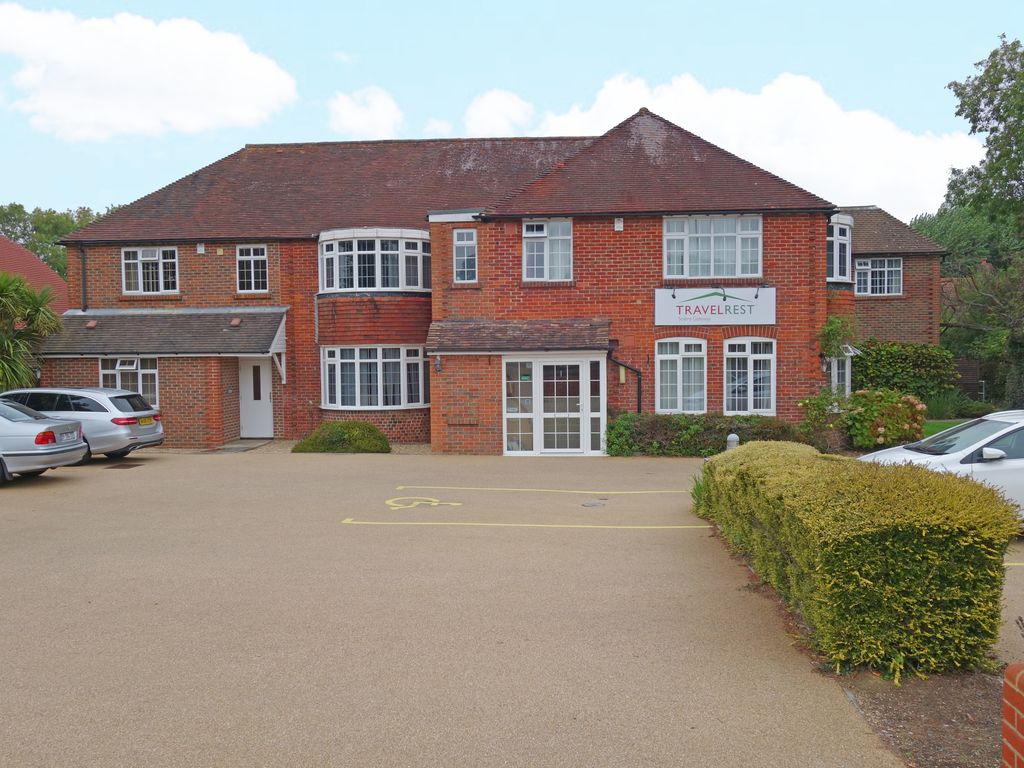 Hotel/guest house for sale in Hotel, Fareham PO14, £1,750,000