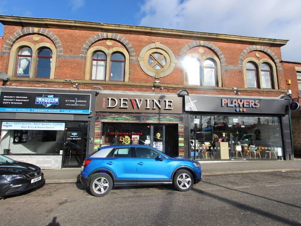 Commercial property for sale in Rochdale, England, United Kingdom OL16, £300,000