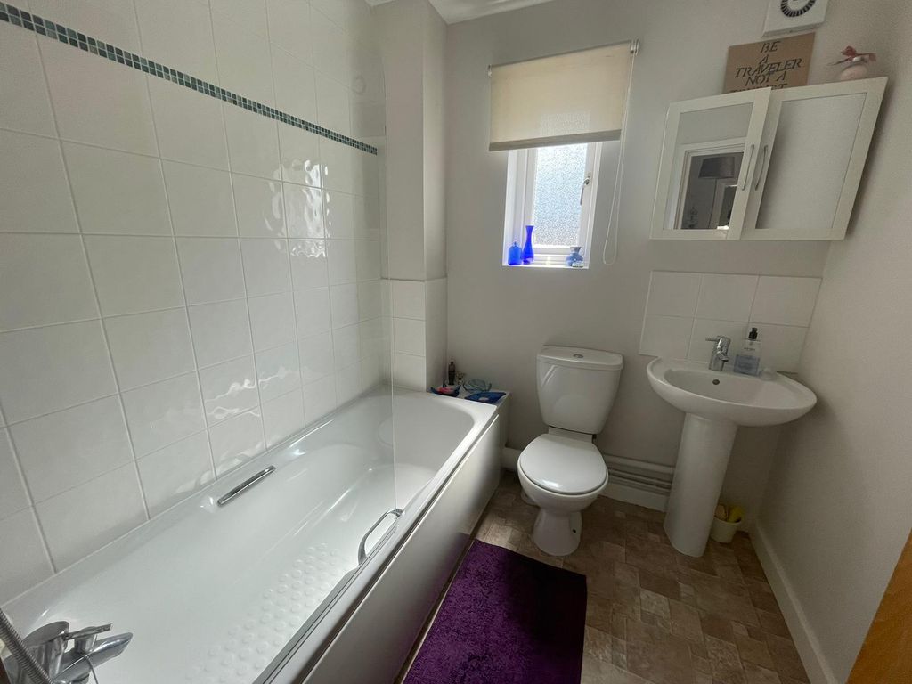 1 bed flat for sale in Friars Street, King's Lynn PE30, £90,000