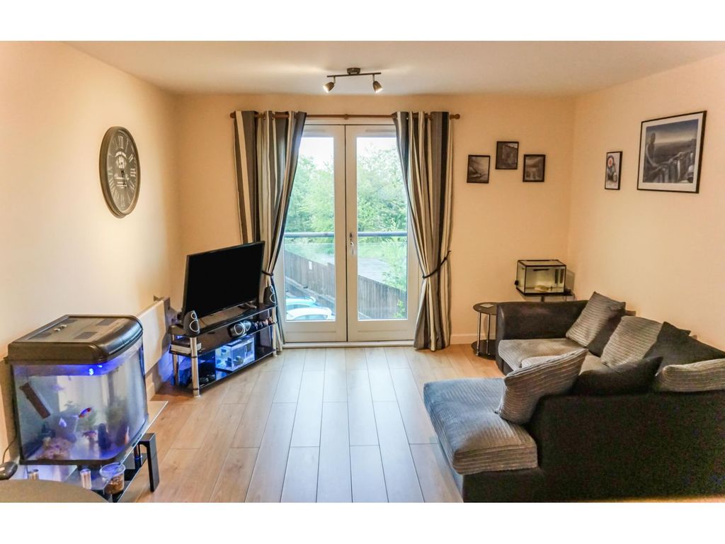 1 bed flat for sale in 54 New Coventry Road, Birmingham B26, £120,000