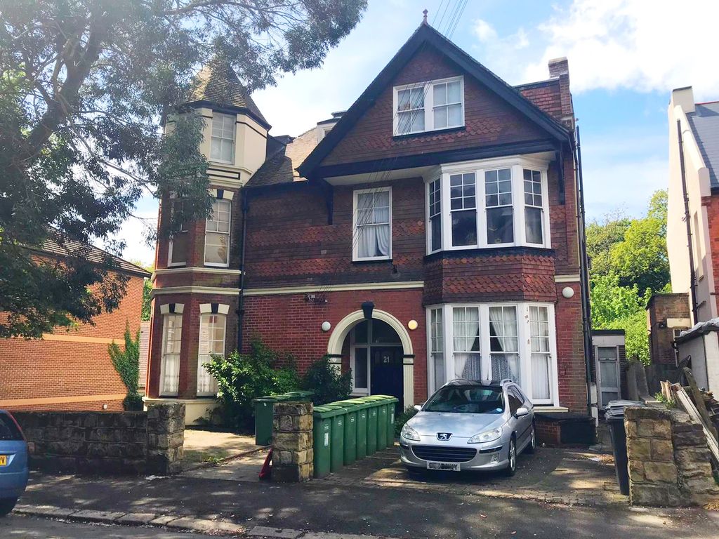 1 bed flat for sale in Woodland Vale Road, St. Leonards-On-Sea TN37, £120,000