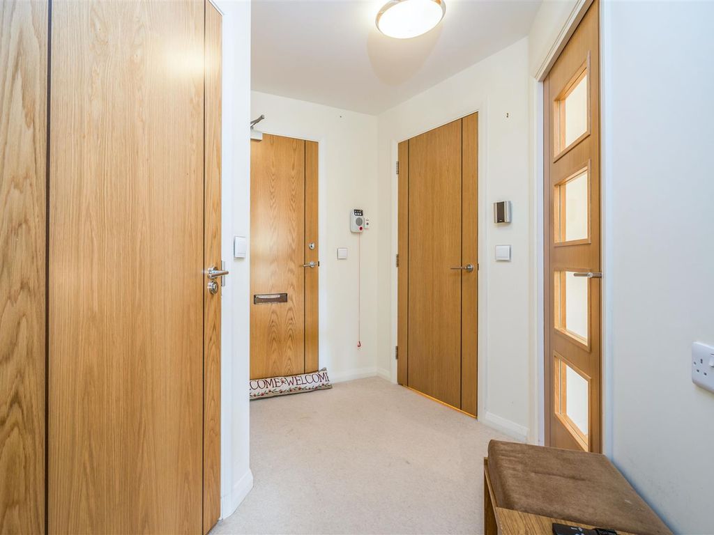 1 bed flat for sale in Malpas Court, Malpas Road, Northallerton DL7, £127,000