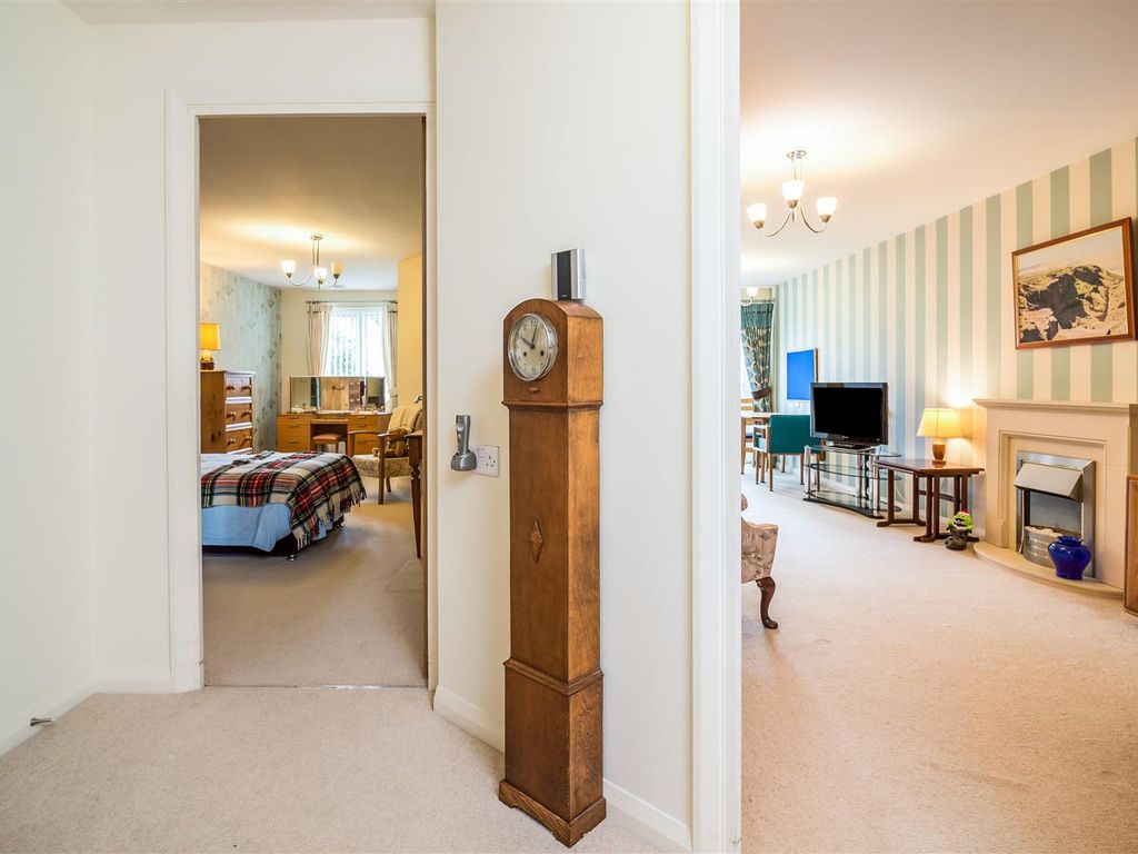 1 bed flat for sale in Malpas Court, Malpas Road, Northallerton DL7, £125,000