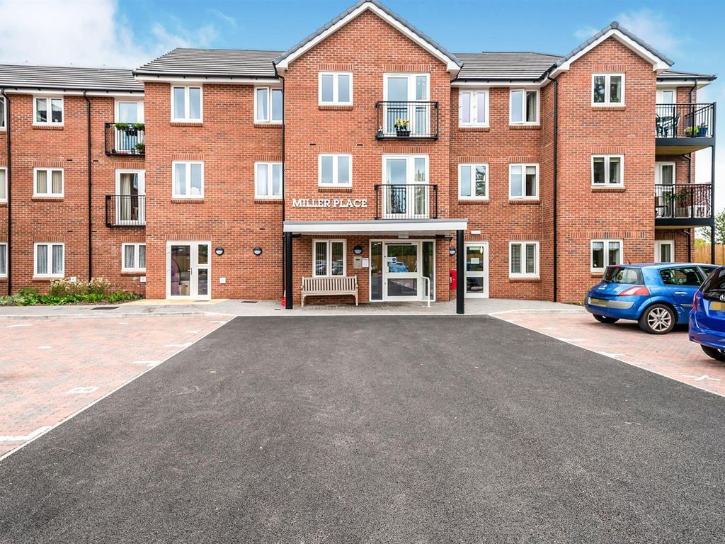 1 bed flat for sale in Miller Court, High View, Bedford, Bedfordshire MK41, £230,000