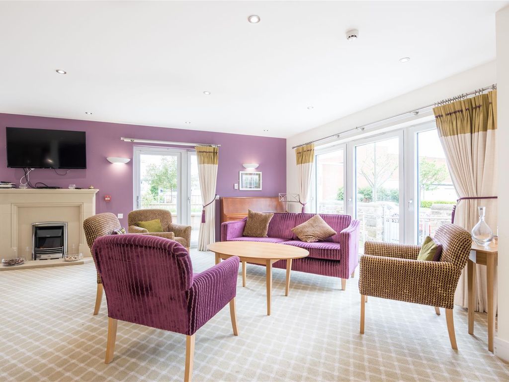 1 bed flat for sale in Lyle Court, 25 Barnton Grove, Edinburgh EH4, £220,000