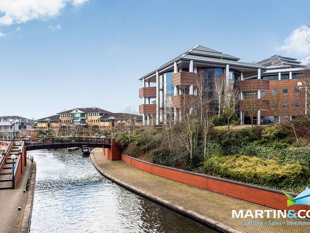 1 bed flat for sale in Landmark, Waterfront West, Brierley Hill DY5, £75,000