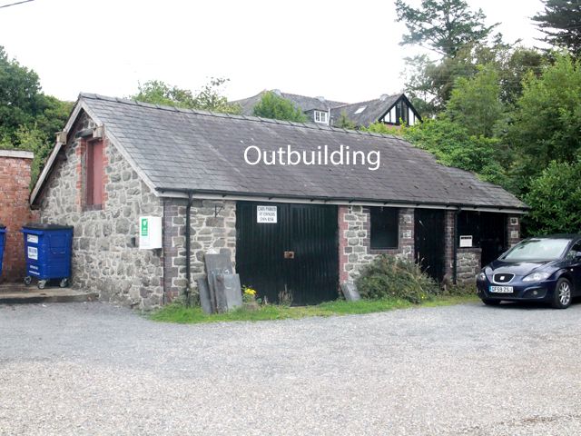 Leisure/hospitality for sale in Cemmaes, Machynlleth SY20, £300,000