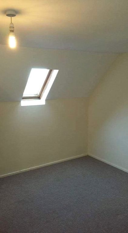 2 bed flat for sale in Flat 4, Main Street, Pembroke, Pembrokeshire SA71, £85,000
