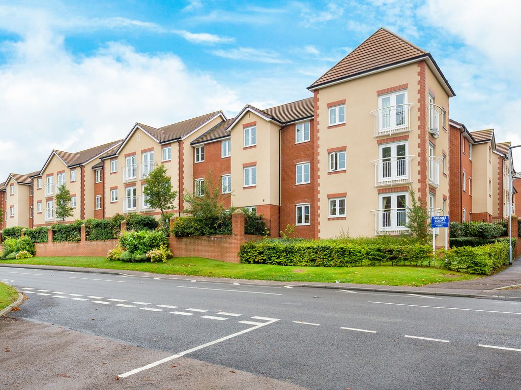 1 bed flat for sale in Goodes Court, Royston SG8, £160,000