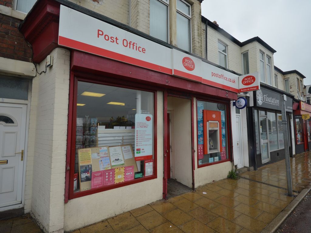 Retail premises for sale in Fairfield Crescent, Gateshead NE10, £140,000