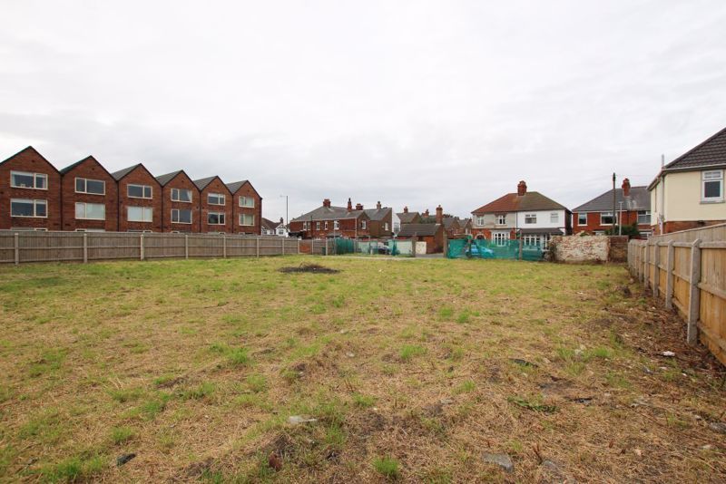 Land for sale in Grimsby Road, Cleethorpes DN35, £280,000