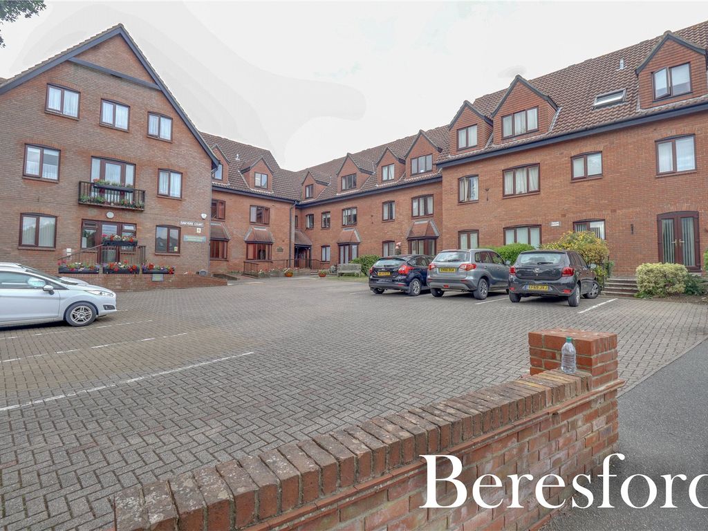 1 bed flat for sale in Sawyers Court, Chelmsford Road CM15, £90,000