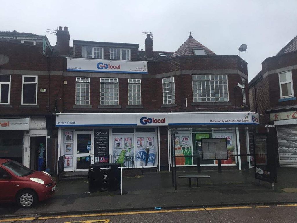 Commercial property for sale in Stretford, England, United Kingdom M32, £899,950