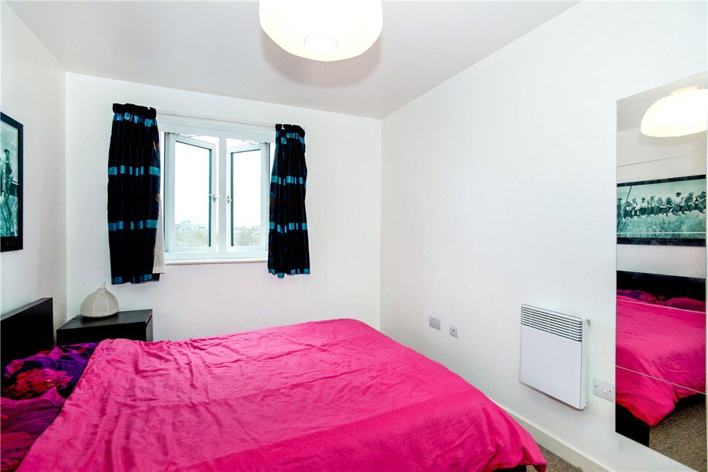 2 bed flat for sale in The Round House, Gunwharf Quays, Hampshire PO1, £165,000
