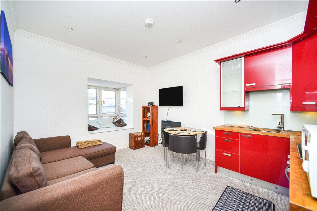 2 bed flat for sale in Brighton Marina Village, Brighton BN2, £270,000