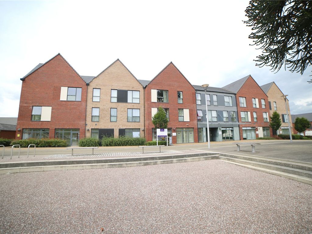 2 bed flat for sale in Rose Manor, Ketley Park Road, Telford TF1, £85,000
