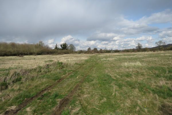 Land for sale in Lower Icknield Way, Askett HP27, £28,900