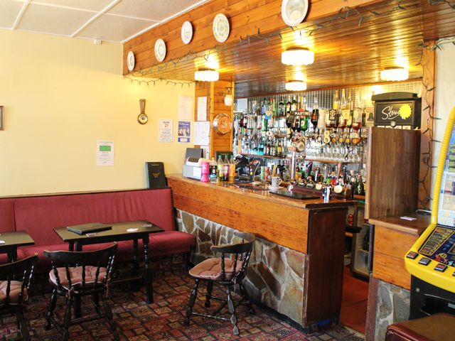 Pub/bar for sale in Llanelli, Carmarthenshire SA14, £249,000