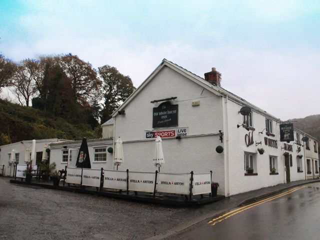 Pub/bar for sale in Neath, West Glamorgan SA11, £280,000