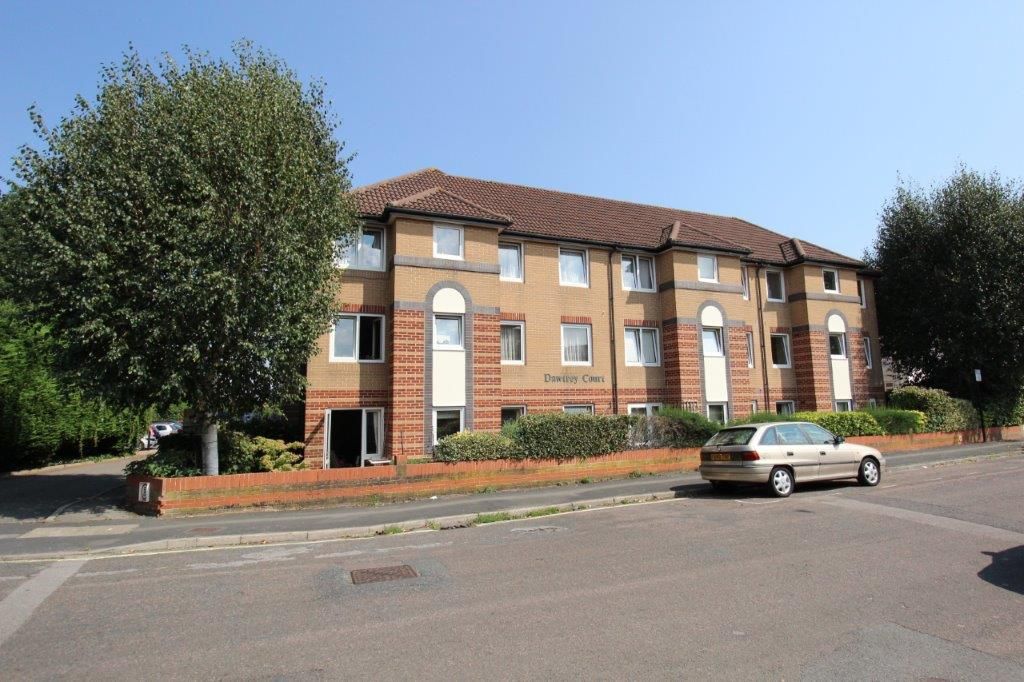 1 bed flat for sale in Grosvenor Road, Southampton SO17, £100,000