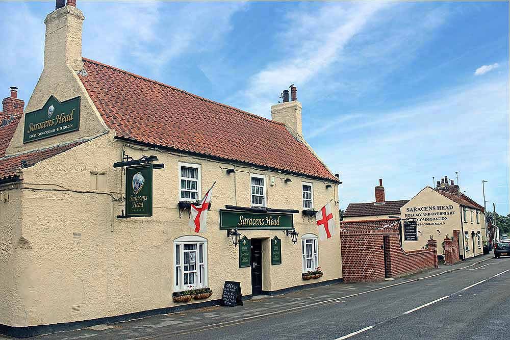 Pub/bar for sale in High Street, Skegness PE24, £600,000