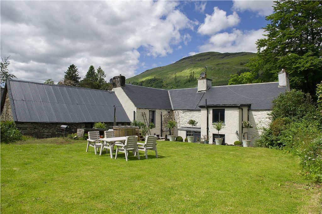 Hotel/guest house for sale in Falls Of Dochart Inn And Smokehouse, Gray Street, Killin, Stirling FK21, £2,500,000