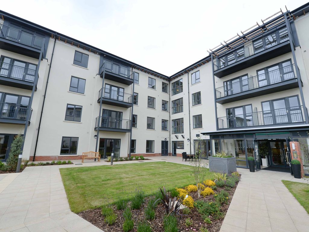1 bed flat for sale in Cable Drive, Helsby, Cheshire WA6, £90,000