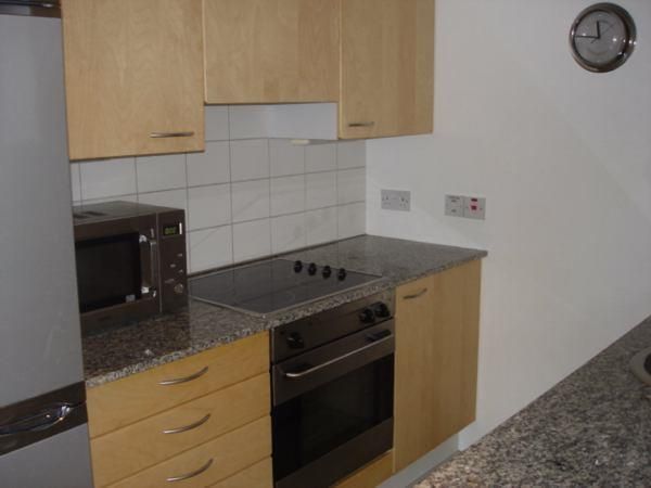 2 bed flat for sale in Royal Quay, Liverpool L3, £160,000