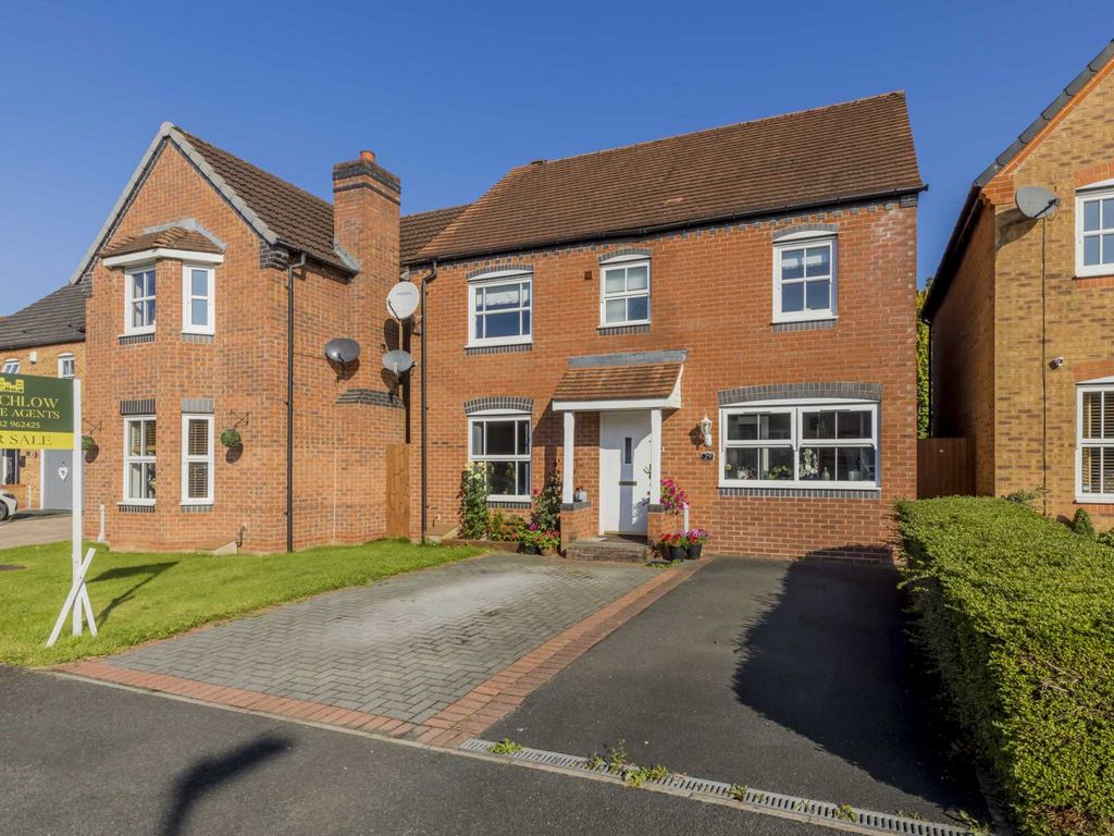 4 bed detached house for sale in Ovaldene Way, Trentham ST4, £315,000