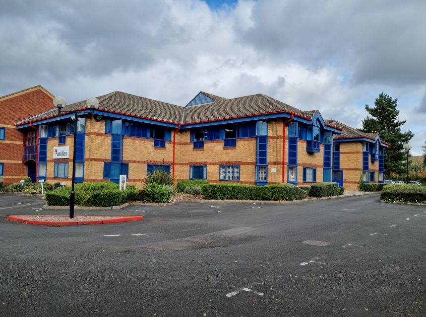 Office for sale in Cranmore Avenue, Shirley, Solihull B90, £825,000