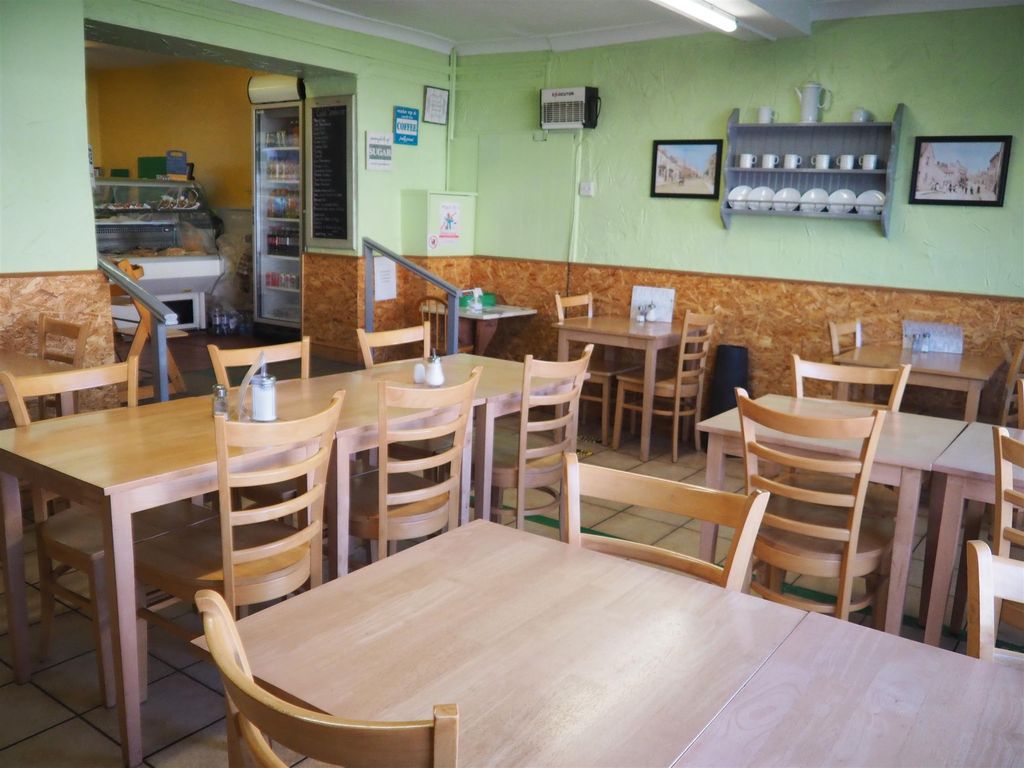 Restaurant/cafe for sale in Cafe & Sandwich Bars LS25, North Yorkshire, £64,950