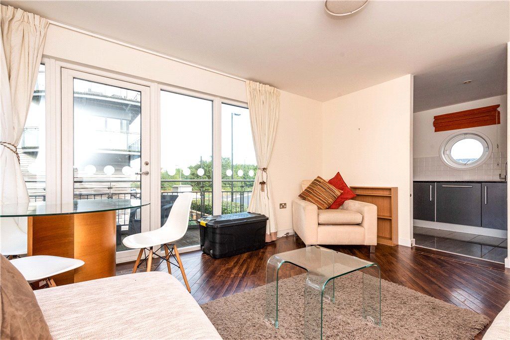 2 bed flat for sale in Victoria Lodge, Cardiff Bay, Cardiff CF11, £225,000