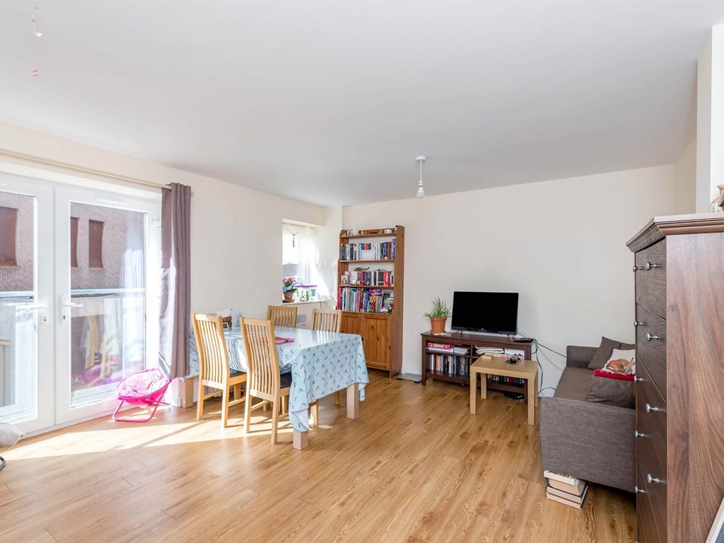 2 bed flat for sale in Lower Lee Street, Leicester LE1, £110,000
