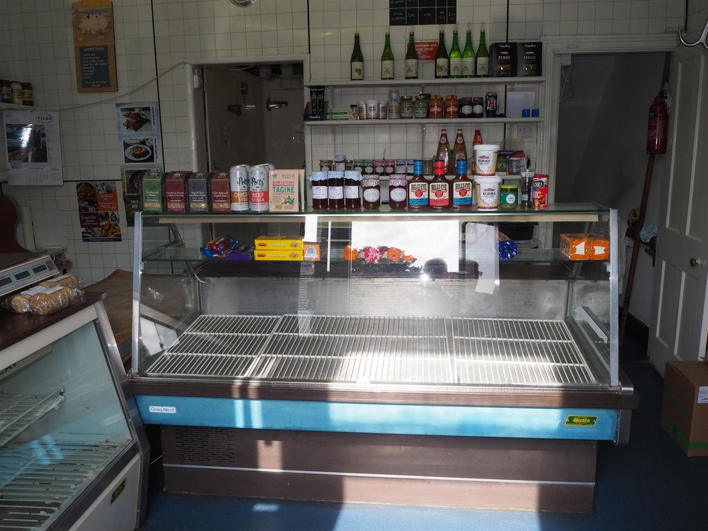 Commercial property for sale in Butchers NN11, Woodford Halse, Northamptonshire, £250,000