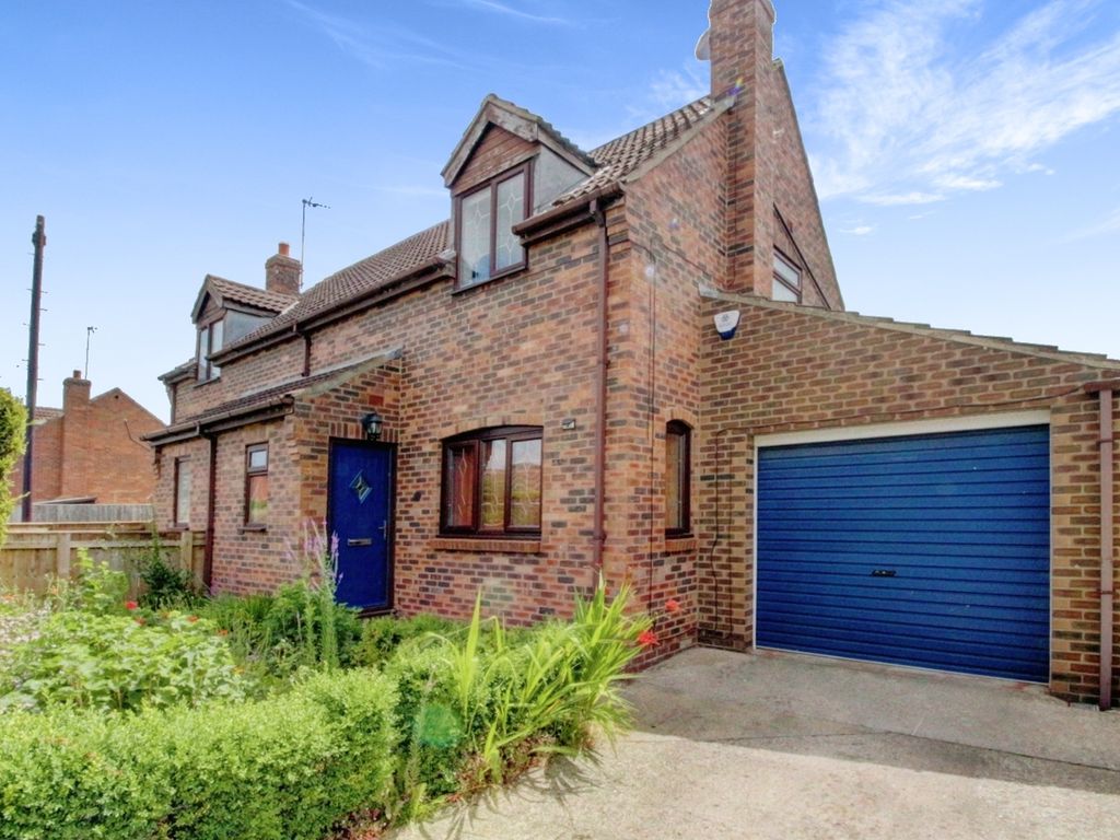 2 bed semi-detached house for sale in Reedsway, Brandesburton, Driffield YO25, £195,000