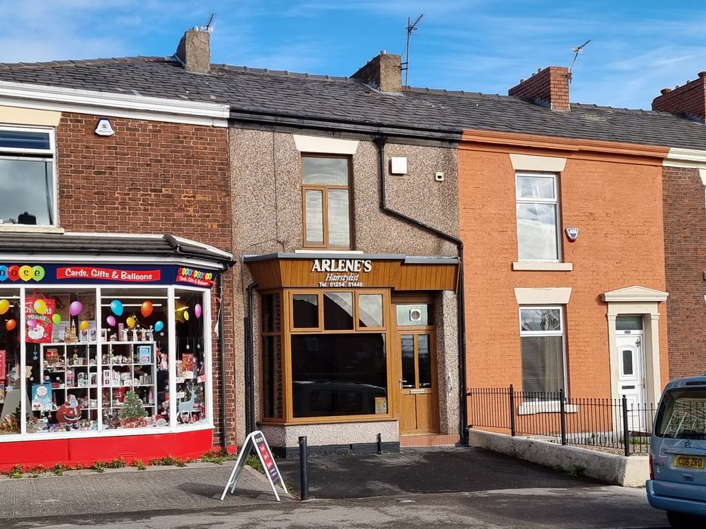 Retail premises for sale in Redlam Brow, Blackburn BB2, £95,000