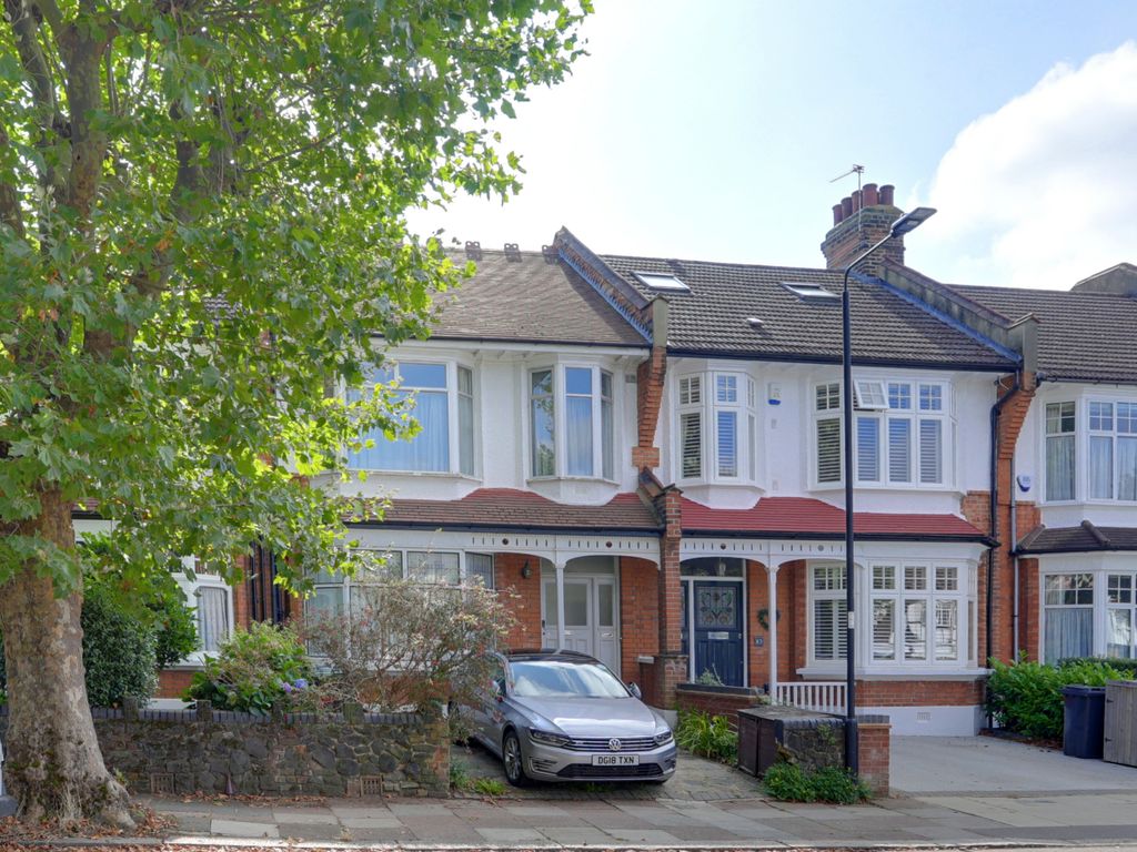 1 bed flat for sale in Oakfield Road, Southgate N14, £225,000