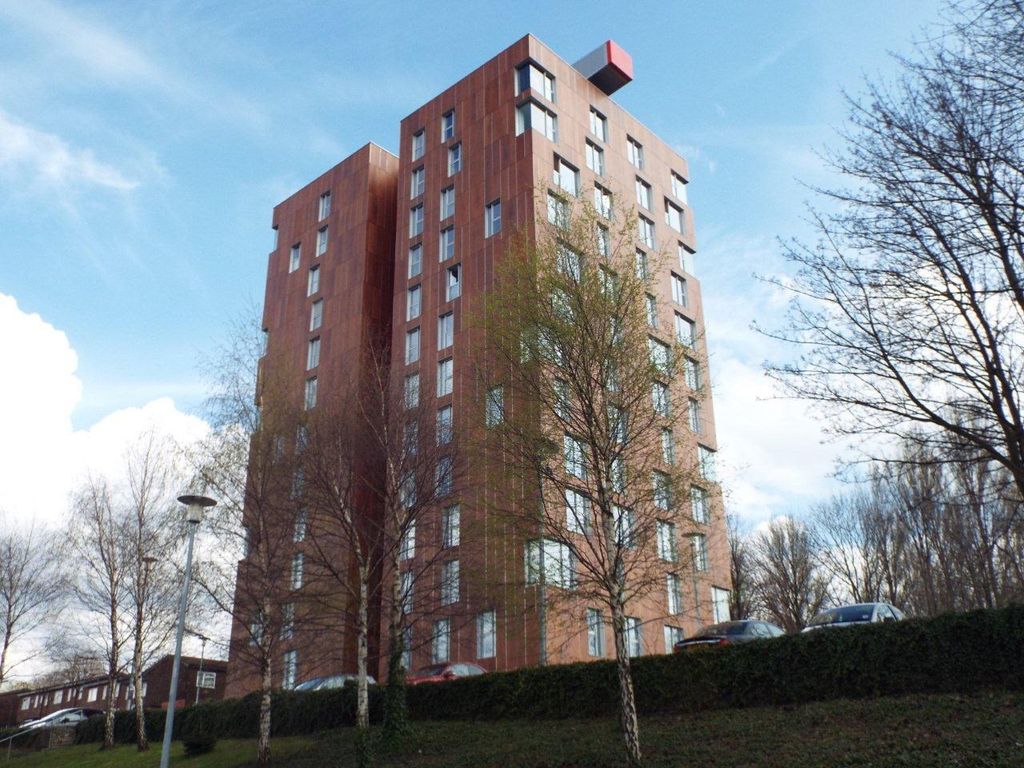 2 bed flat for sale in Dalton Street, Manchester, Greater Manchester M40, £105,000