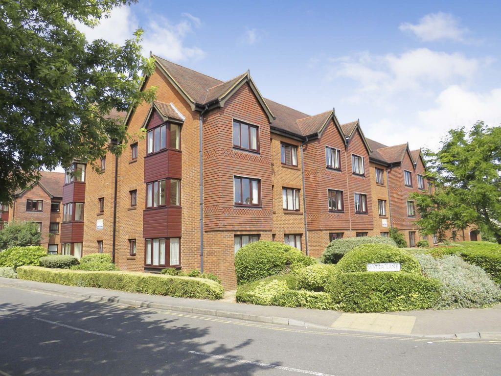 1 bed property for sale in Rosebery Court, Water Lane, Leighton Buzzard LU7, £100,000