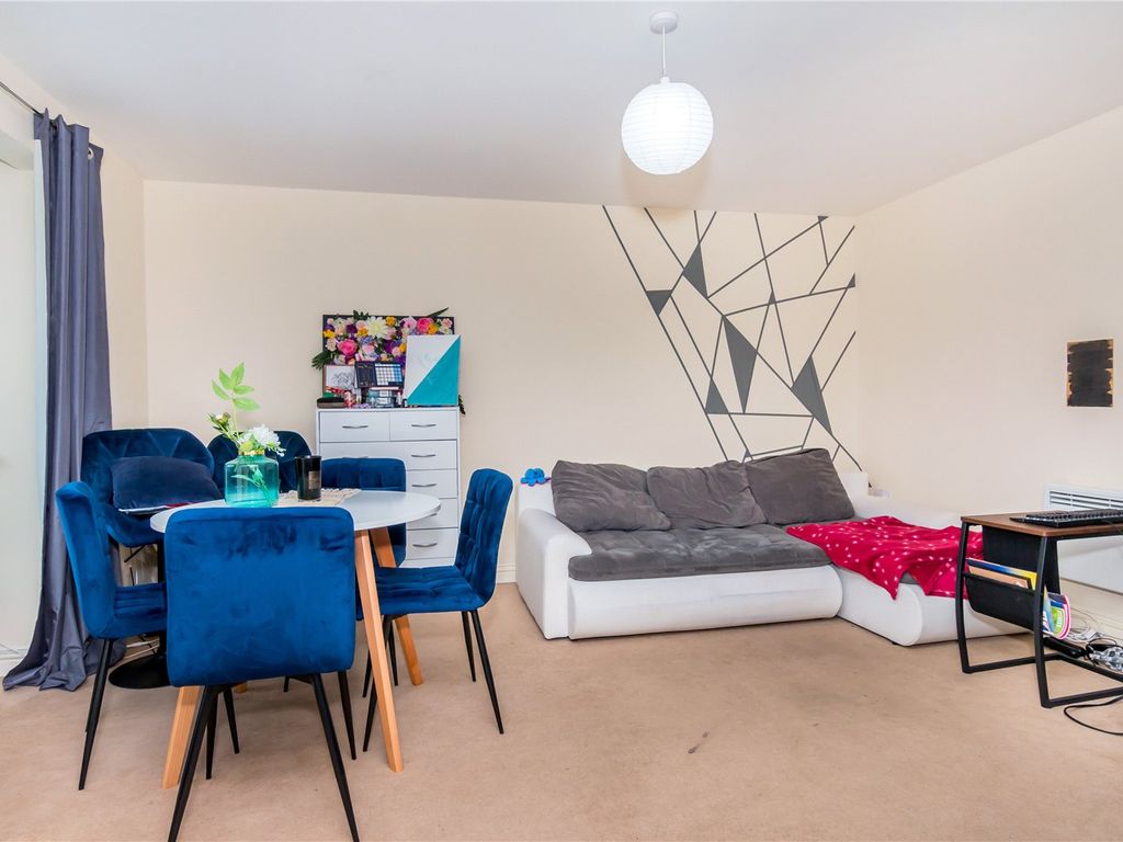 1 bed flat for sale in Alice Street, Bilston, Wolverhampton, West Midlands WV14, £90,000