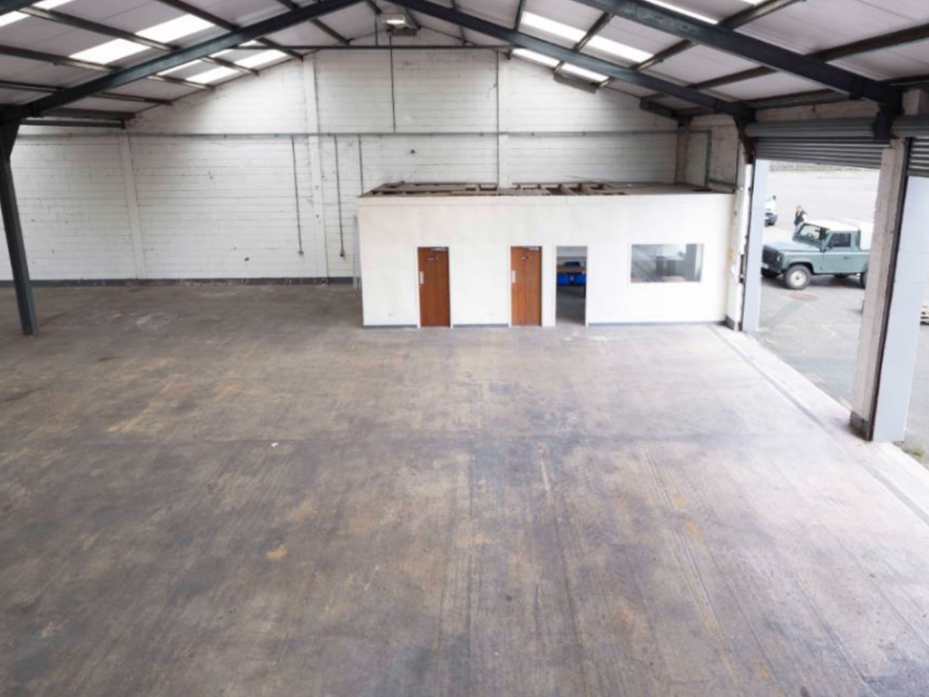 Warehouse for sale in Whitehill Lane, Swindon, Wiltshire SN4, £12,000