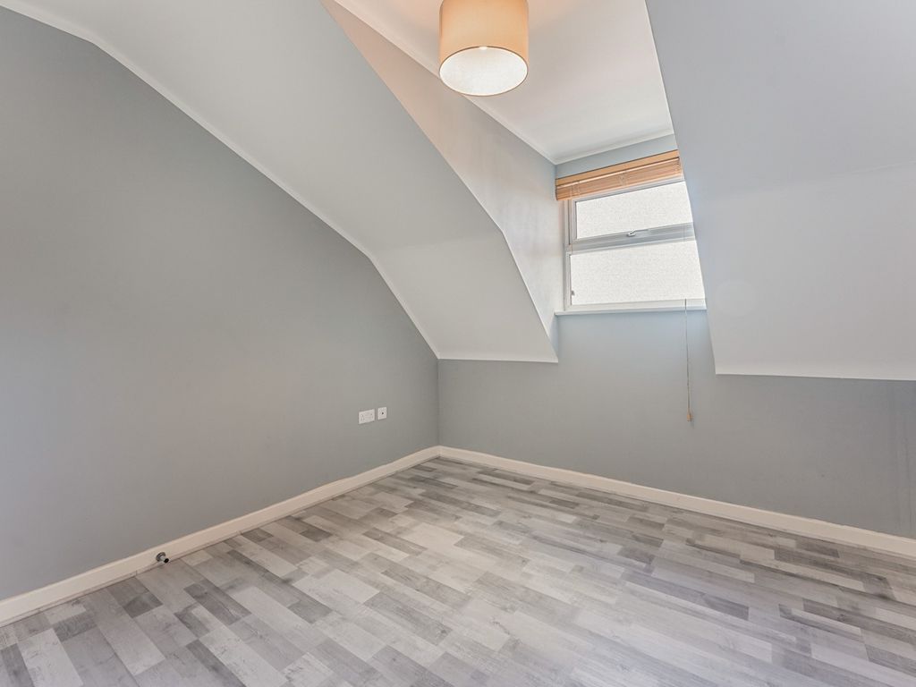 2 bed flat for sale in Regis Gate, Longford Road, Bognor Regis, West Sussex PO21, £180,000