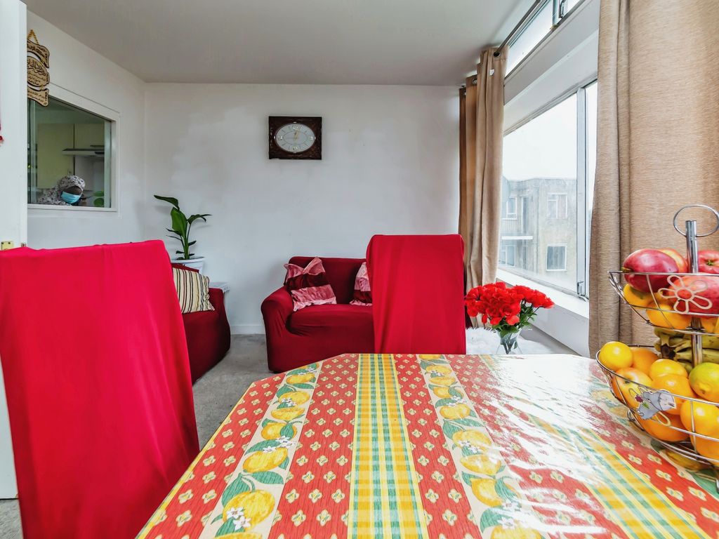 2 bed flat for sale in Marqueen Towers, 612-618 Streatham High Road, London SW16, £250,000