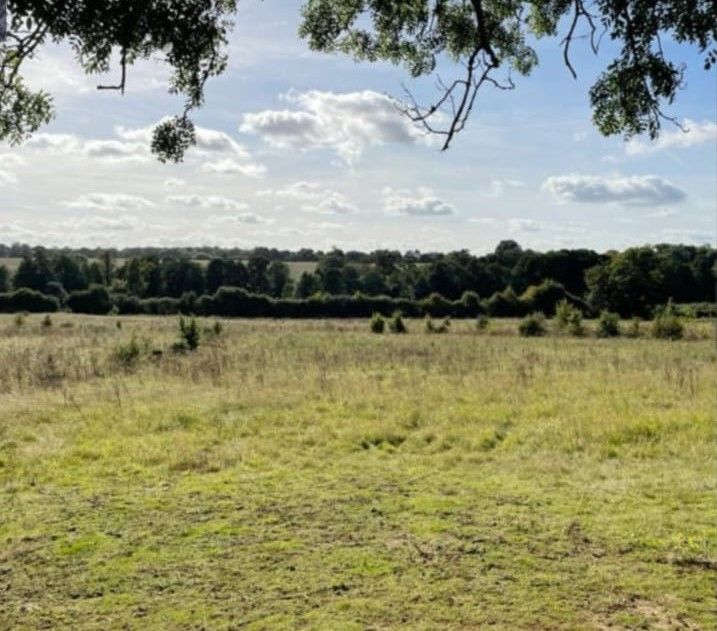 Land for sale in Warrengate Farm, Tewin AL6, £6,000