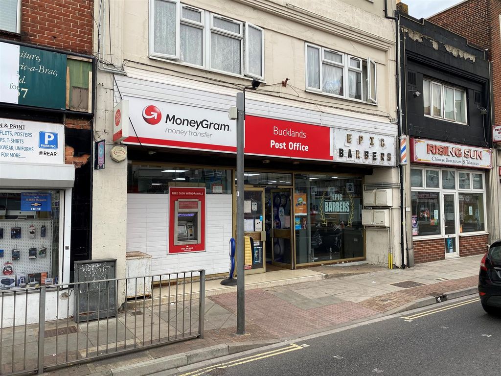 Retail premises for sale in Kingston Road, Portsmouth PO2, £63,000