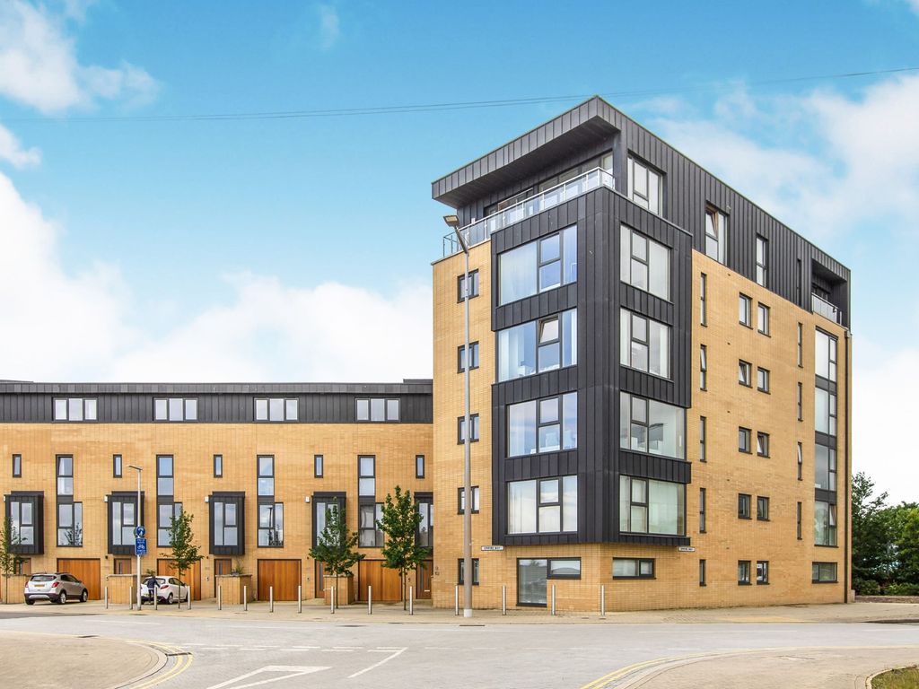 2 bed flat for sale in Empire Way, Cardiff, Cardiff Bay CF11, £225,000