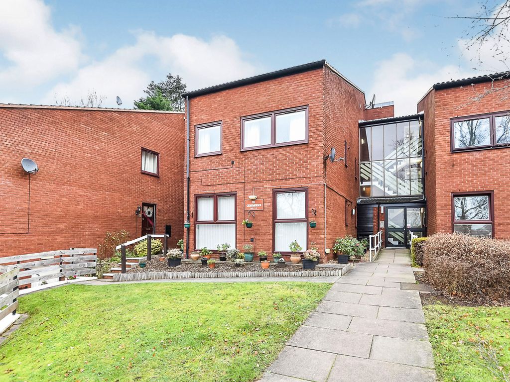 2 bed flat for sale in Germander, 16 Badgers Bank Road, Sutton Coldfield, West Midlands B74, £140,000
