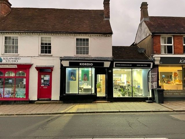 Retail premises for sale in High Street, Uckfield TN22, £195,000